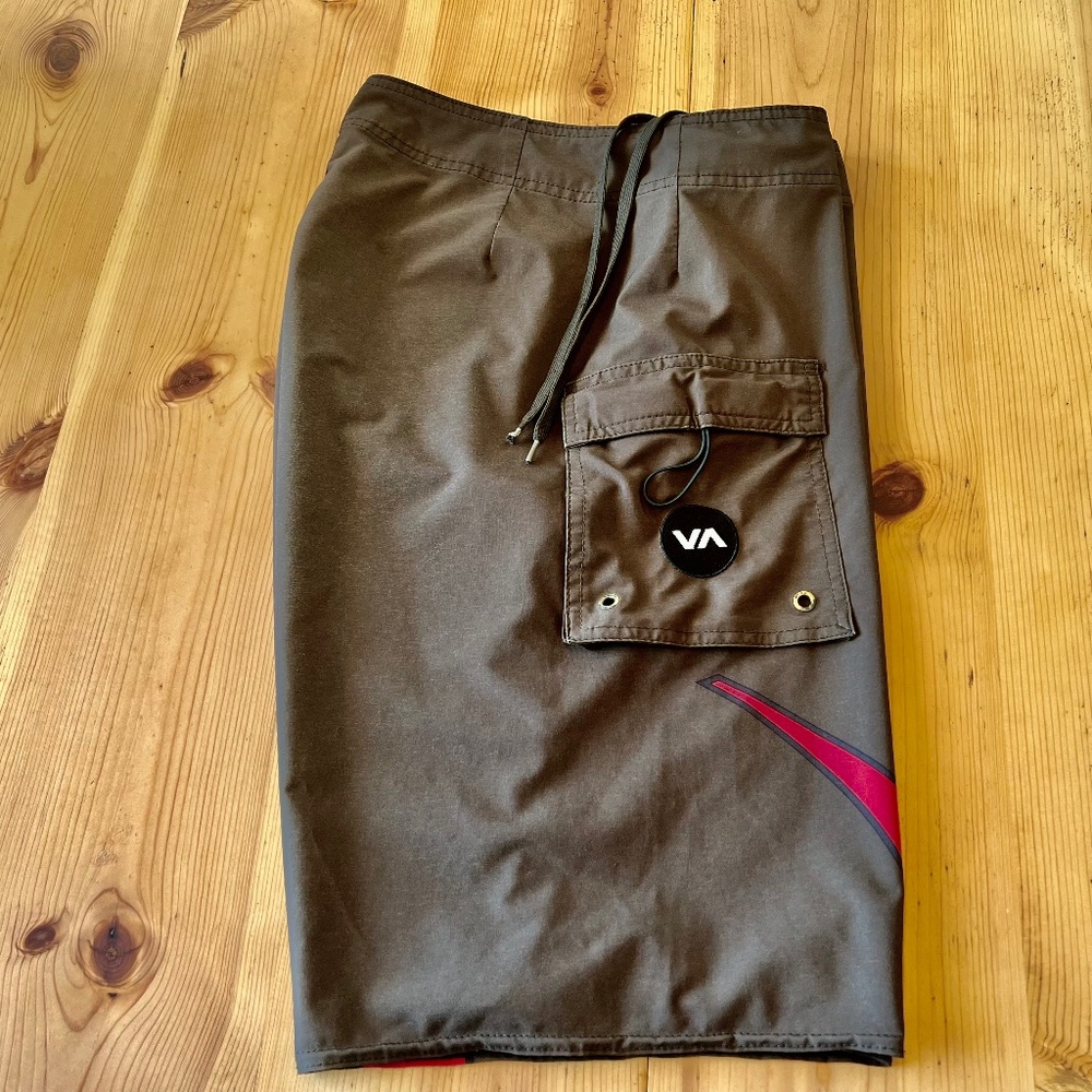 RVCA VA Matt Archibald Brown Surfer Shorts - Picture 2 of 9